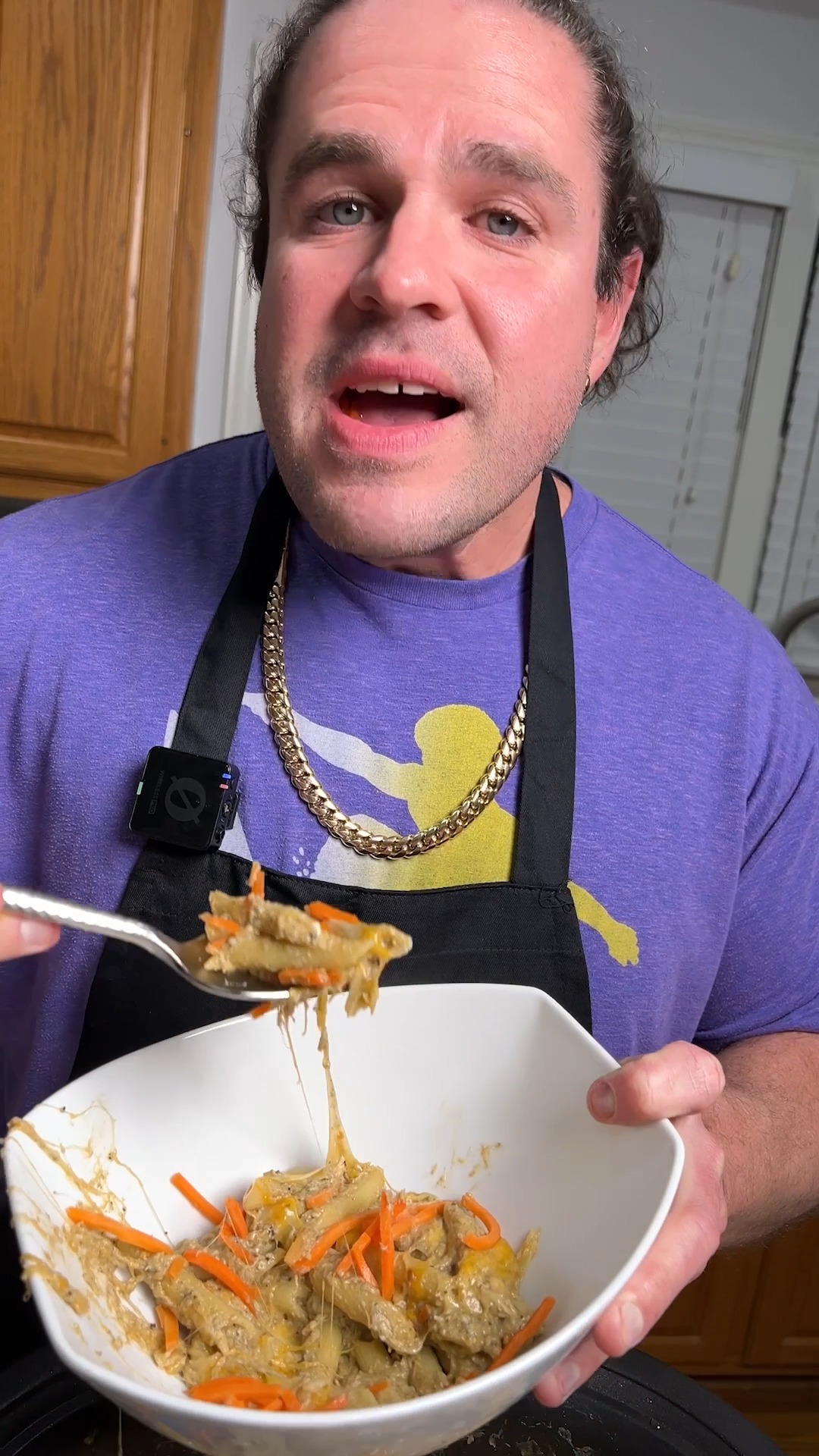 Slow cooker buffalo ranch chicken pasta