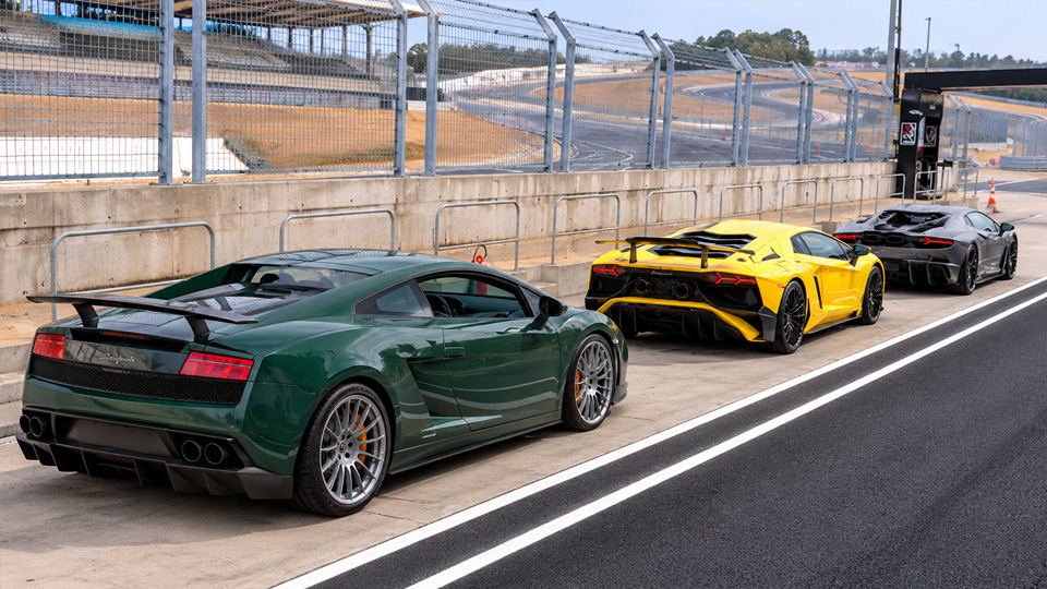 Experiencing a private racing circuit for an entire day