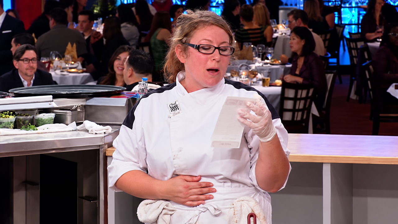 Rochelle catches Chef Ramsay’s hidden test during service