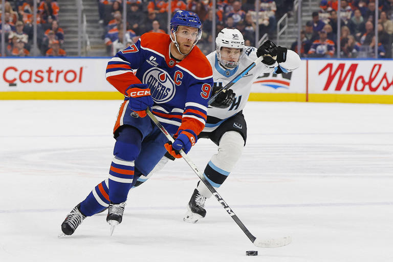 Oilers' Connor McDavid joins Mario Lemieux with early-season production