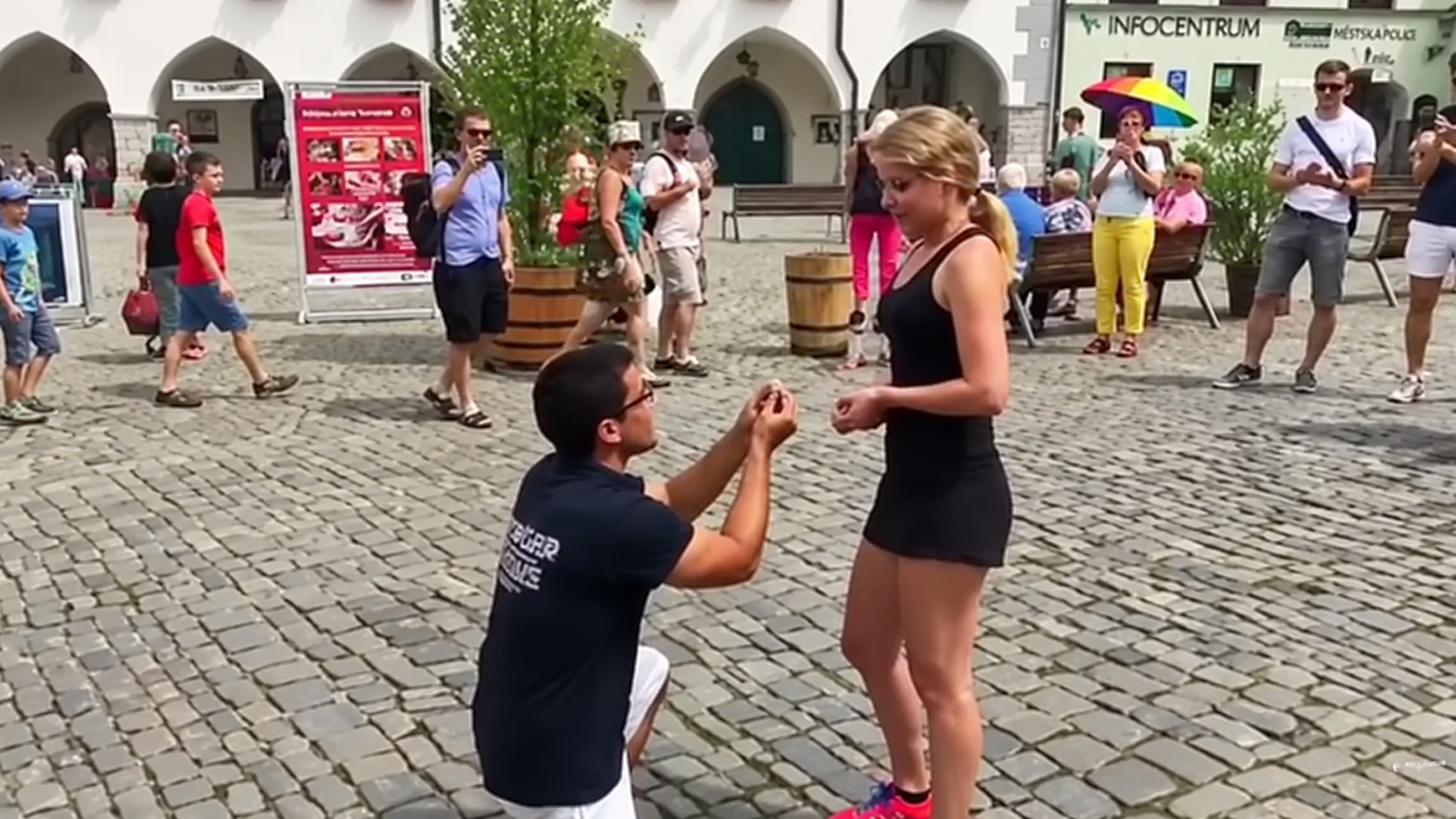 Marriage proposal fails