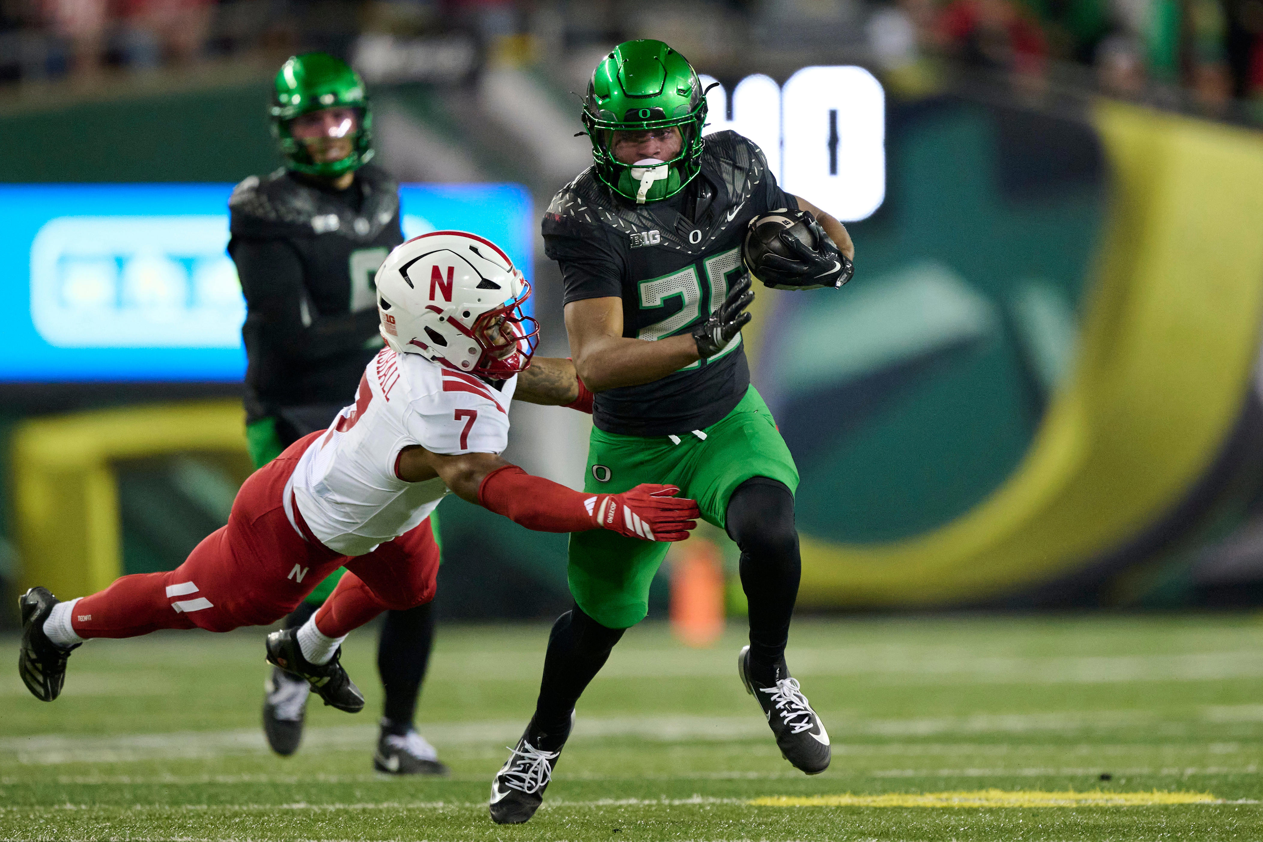 Where Oregon Ducks' offense ranks nationally after Week 7 win