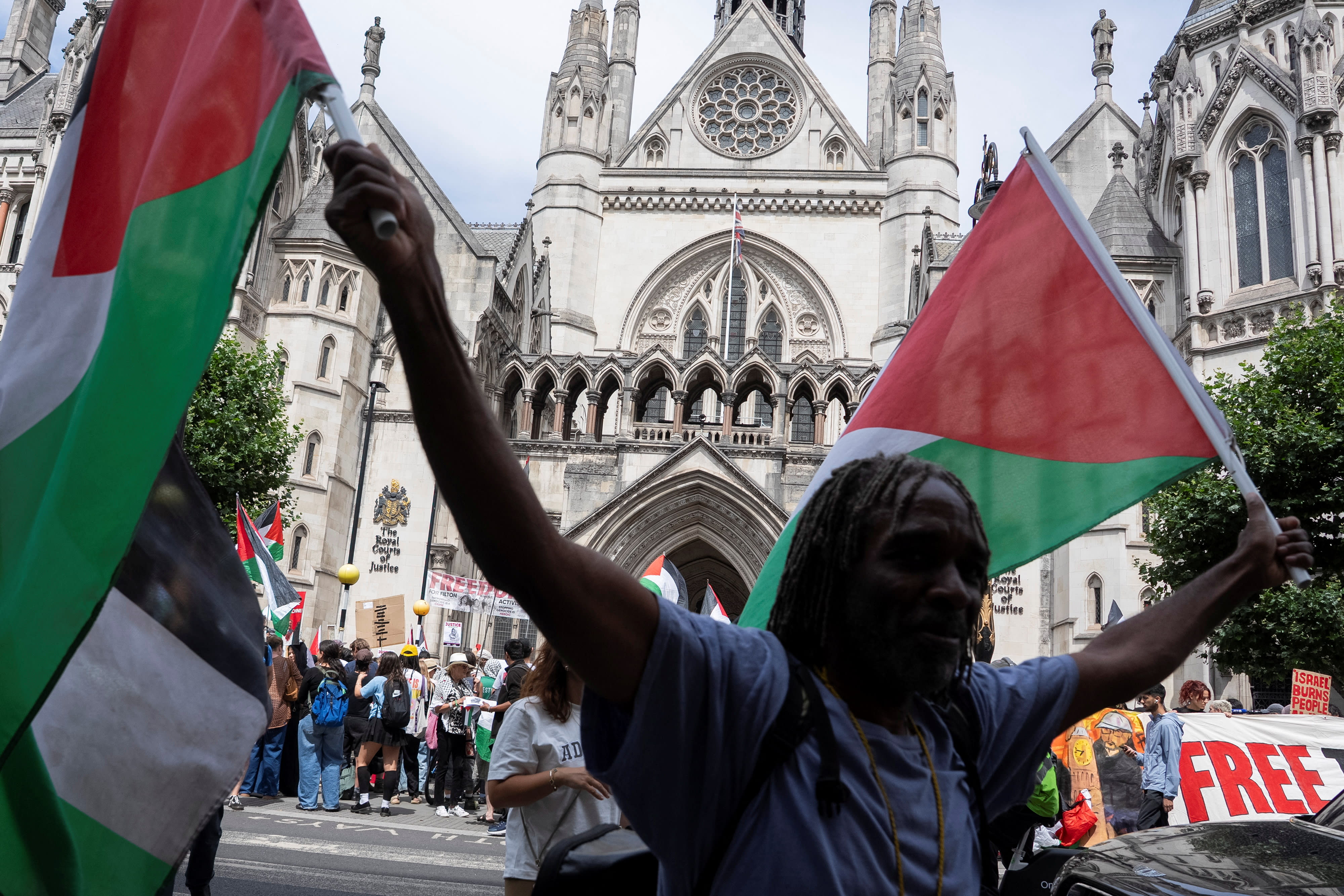 Pro-Palestinian students disrupt talk by UK lawyers who represented ...