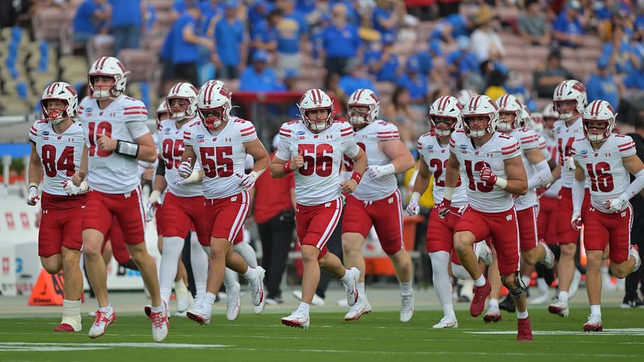 Wisconsin football report card: Grading every offensive position after ...
