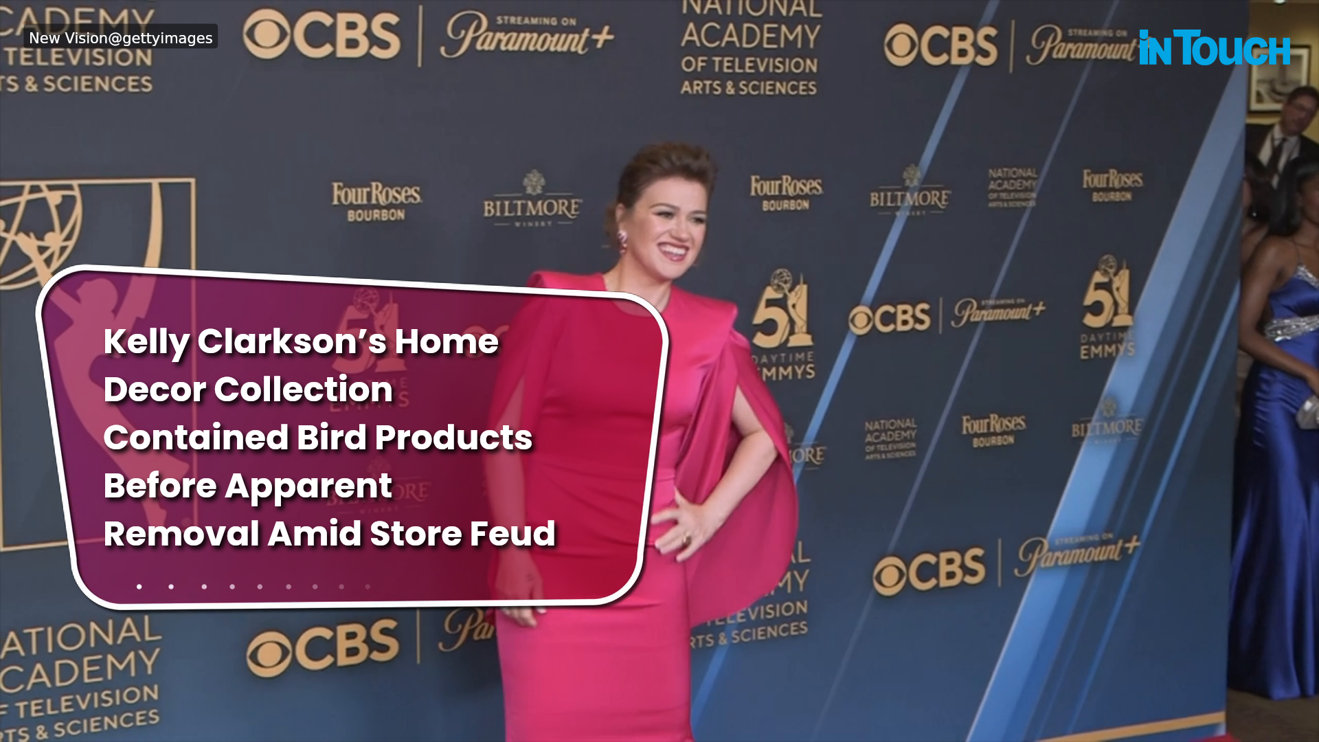 Kelly Clarkson’s home decor collection contained bird products before ...