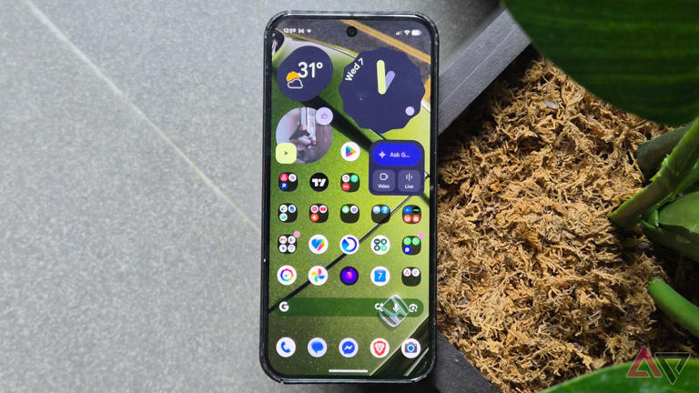 I used Nova Launcher for years until this free alternative replaced it ...
