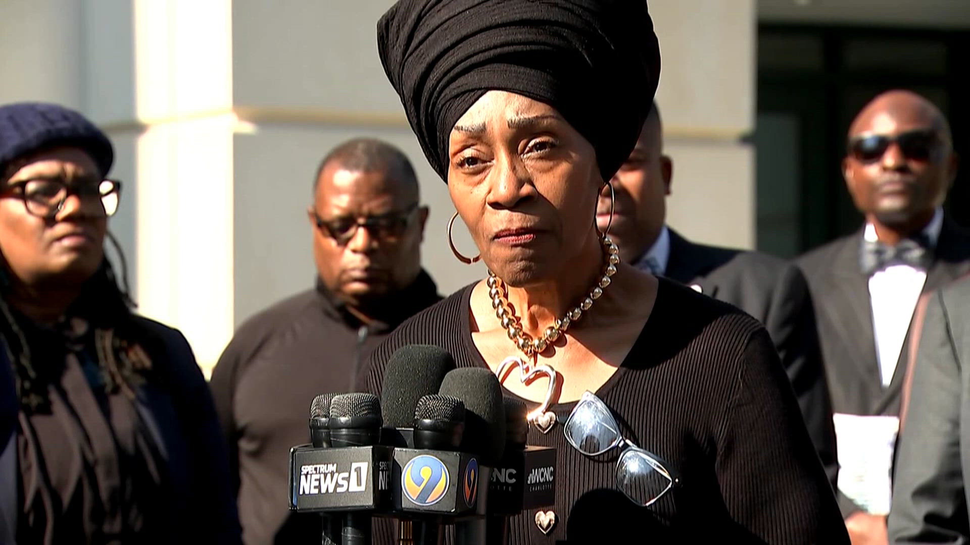 6 North Carolina police officers caught in racist text scandal