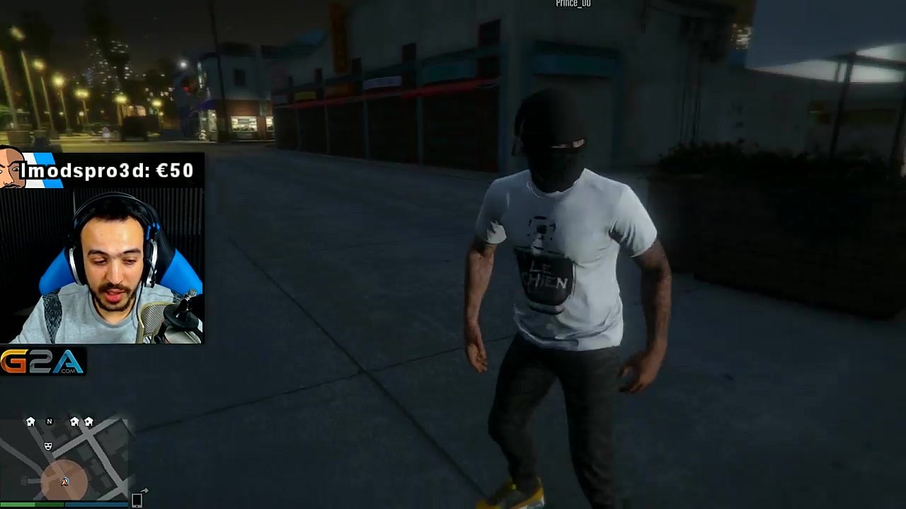 Anas tente d’aborder une fille dans GTA V