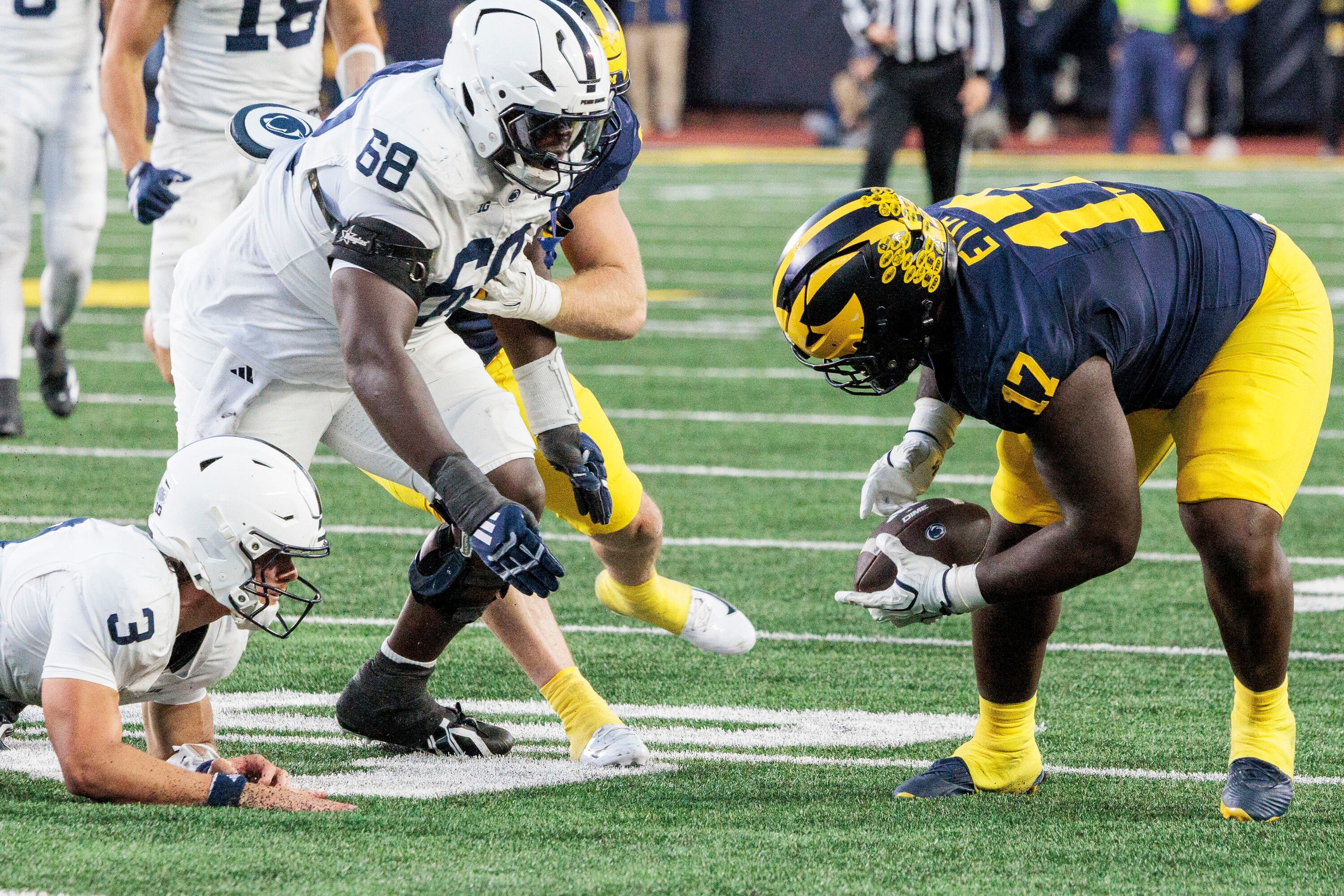 Michigan’s dormant rushing attack came alive with QB Tommy Carr ...