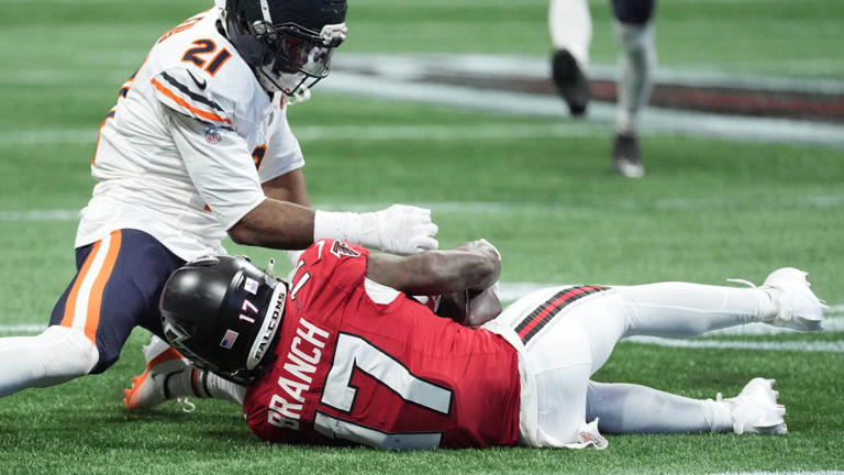 Zachariah Branch's two turnovers cost Falcons big in loss to Bears