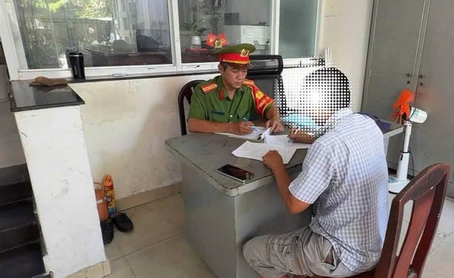 Xử phạt hành chính trường hợp tiểu tiện không đúng nơi quy định tại phường Tân Hưng