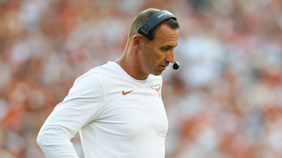 If Texas is going to bench Arch Manning it has to happen now