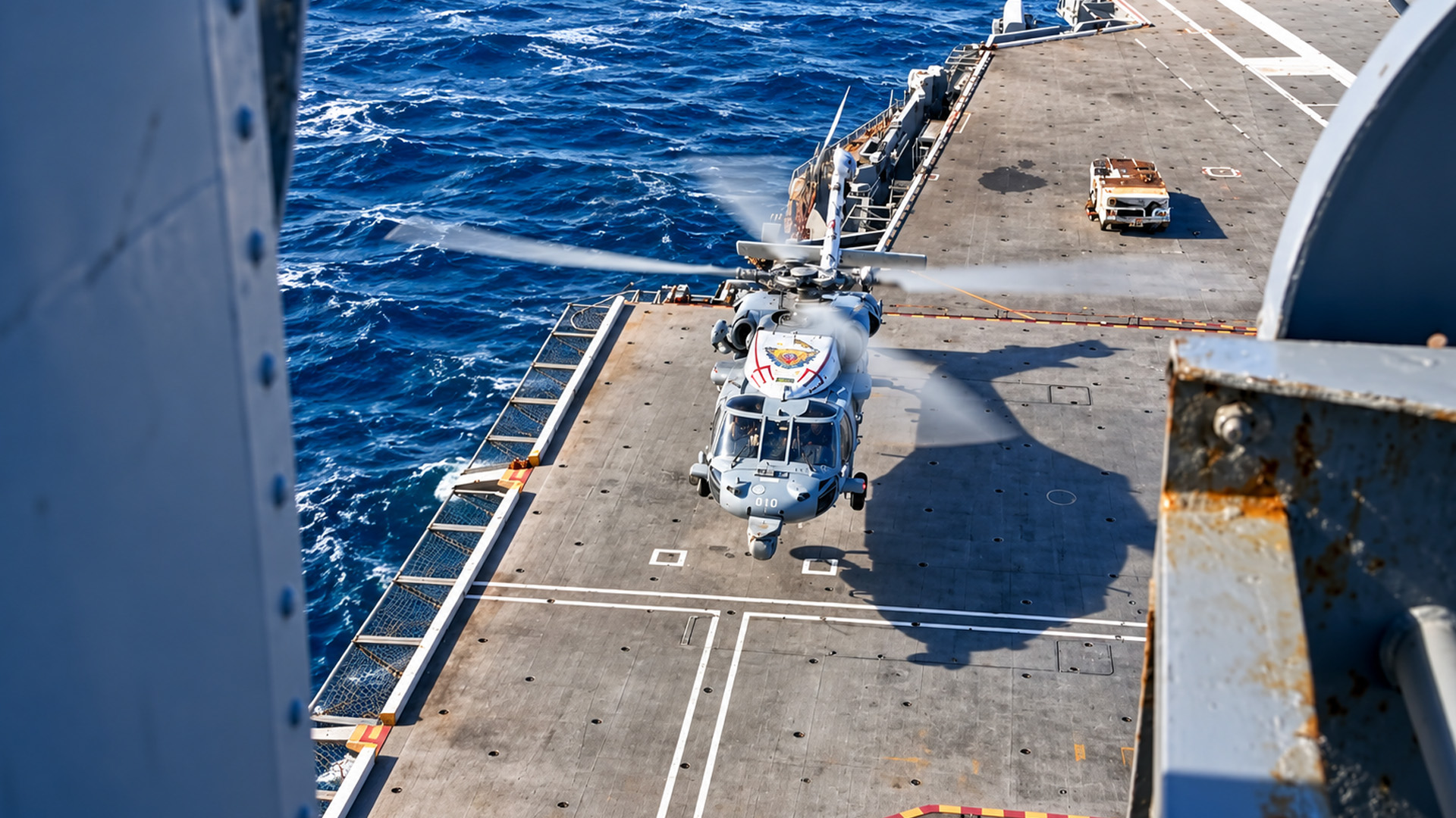 USS Nimitz conducts PALS certification in Atlantic