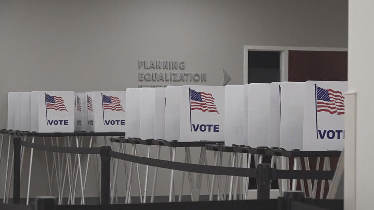 When is the last day to request an absentee ballot in Tennessee?