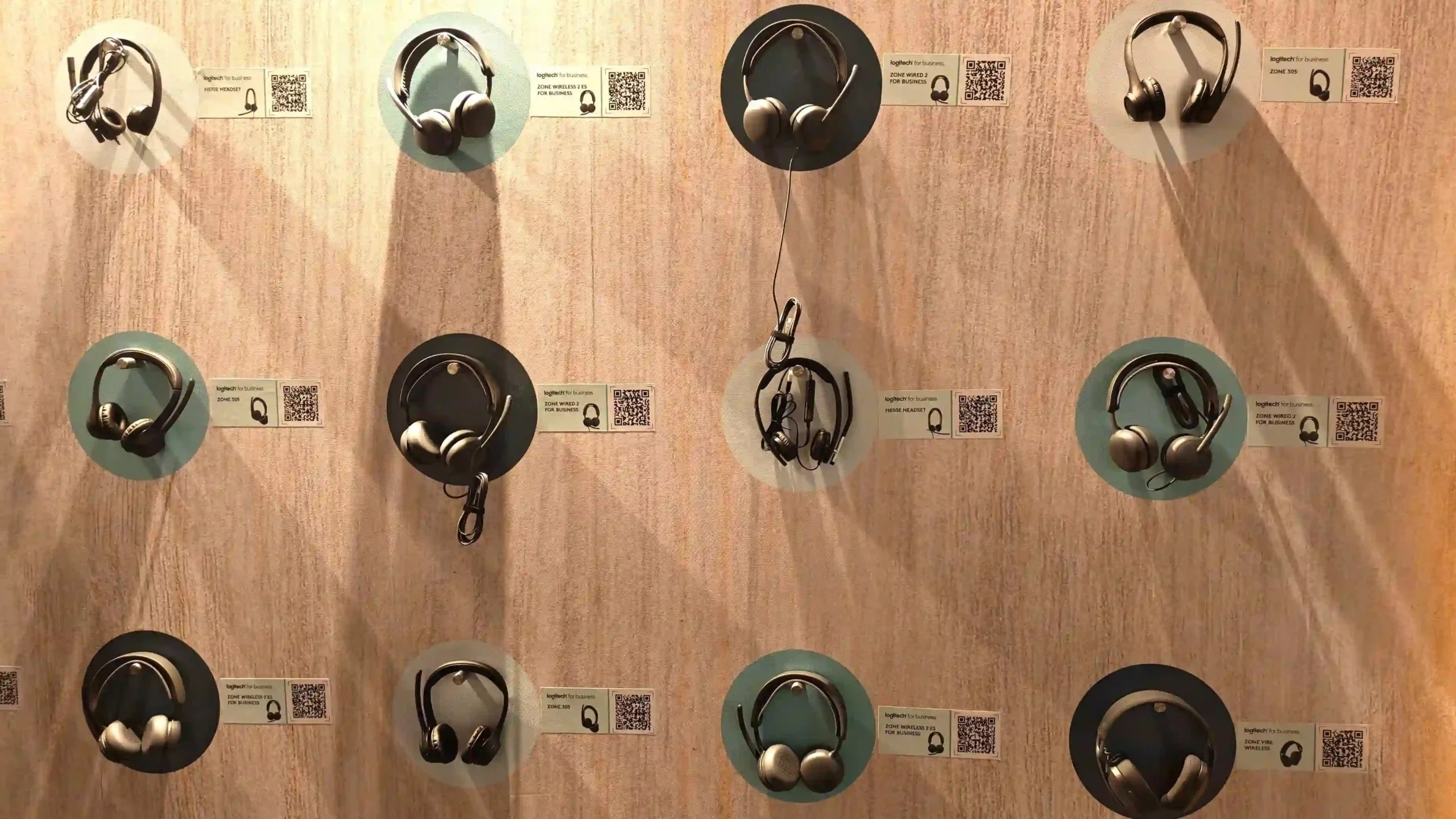Logitech Rise: Time to put on headsets