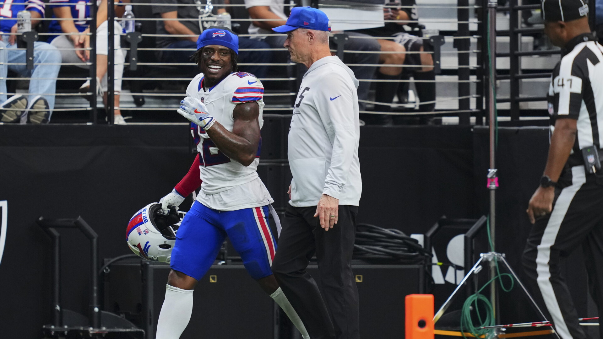 Referee Shawn Smith: Umpire Tra Blake witnessed CJ Gardner-Johnson ...