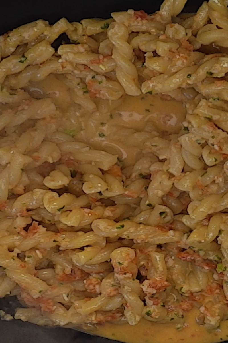 How to make perfect pesto pasta with simple cooking tips