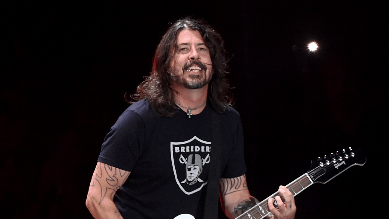 KROQ 2026 Almost Acoustic Christmas lineup: Foo Fighters, Weezer, more