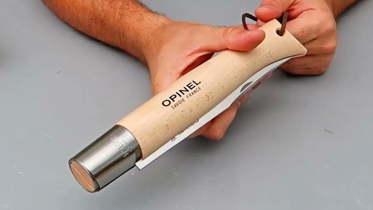 Four knives and the features that set them apart