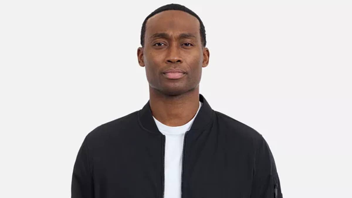 Macy’s $150 lightweight bomber jackets are down to just $45 in 4 colors
