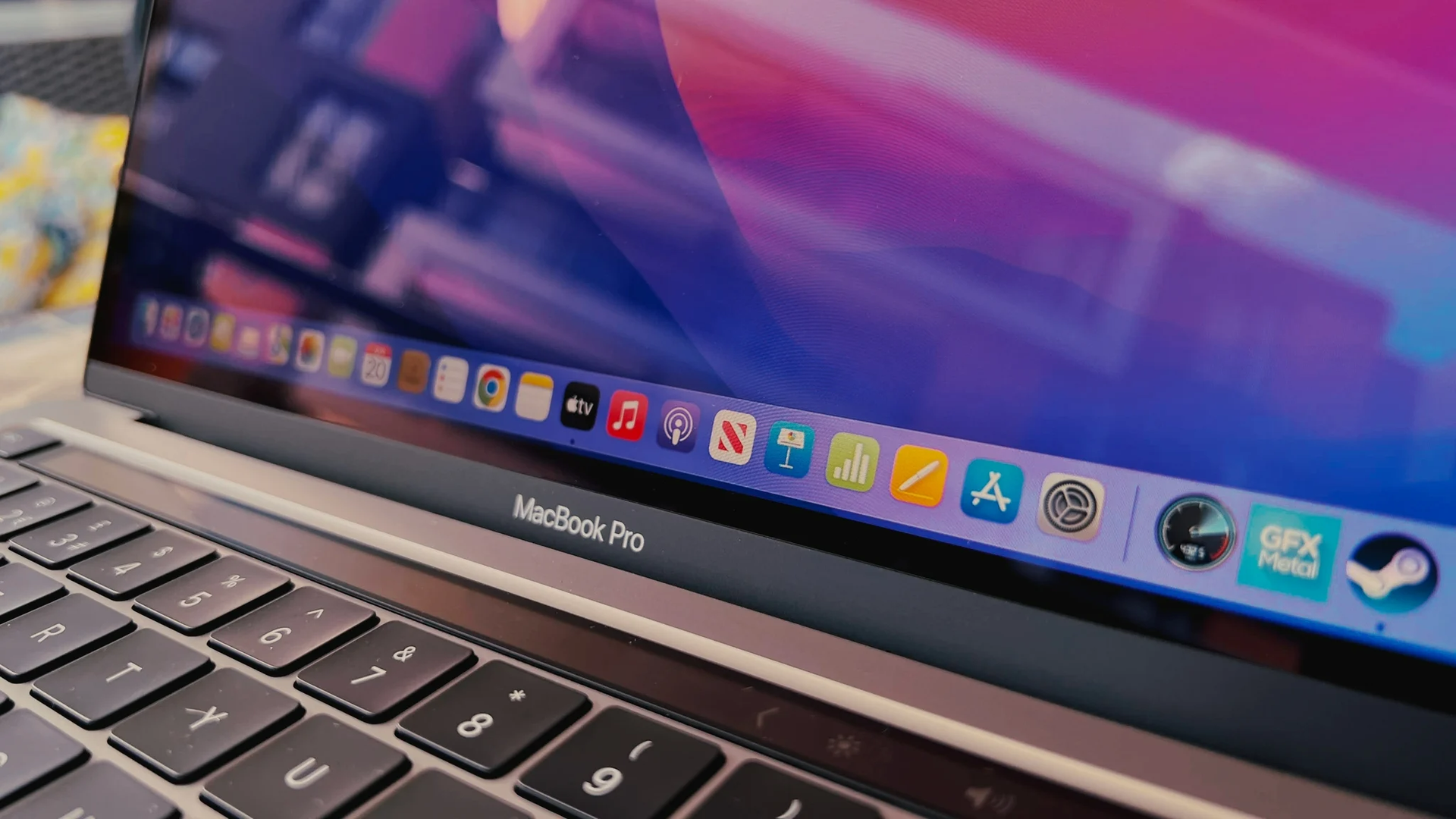 Microsoft used a Mac to create Windows Insider anniversary wallpapers