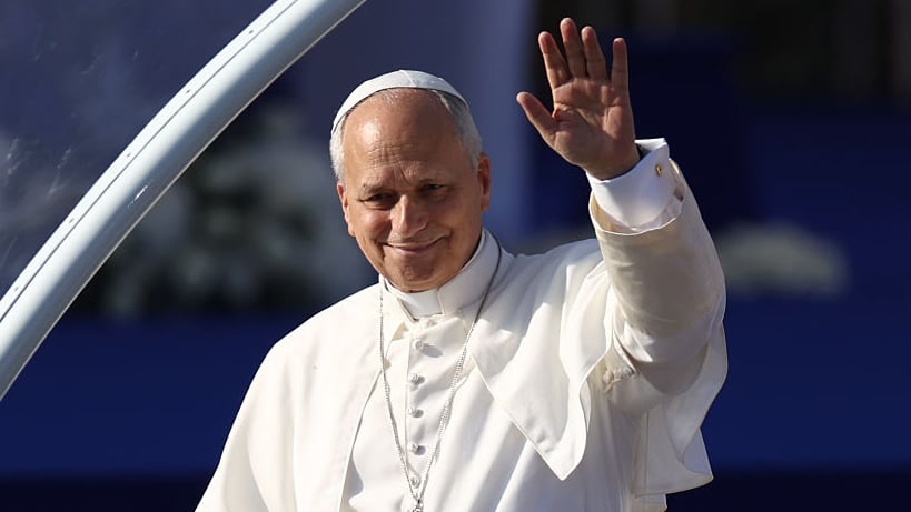 Pope Leo gradually returns to normal duties after lung cancer surgery