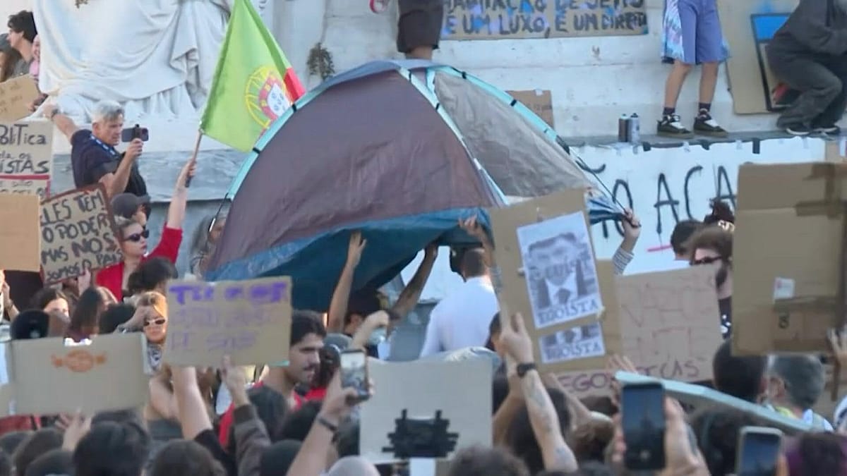 Tents fill Lisbon square as protesters highlight Portugal’s housing crisis