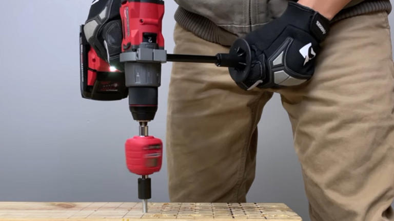 4 Milwaukee power tool combo kits with deep discounts in October 2026