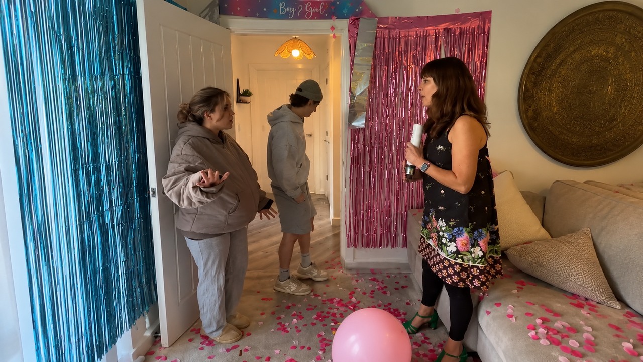 Pregnant woman's mother-in-law takes over her gender reveal