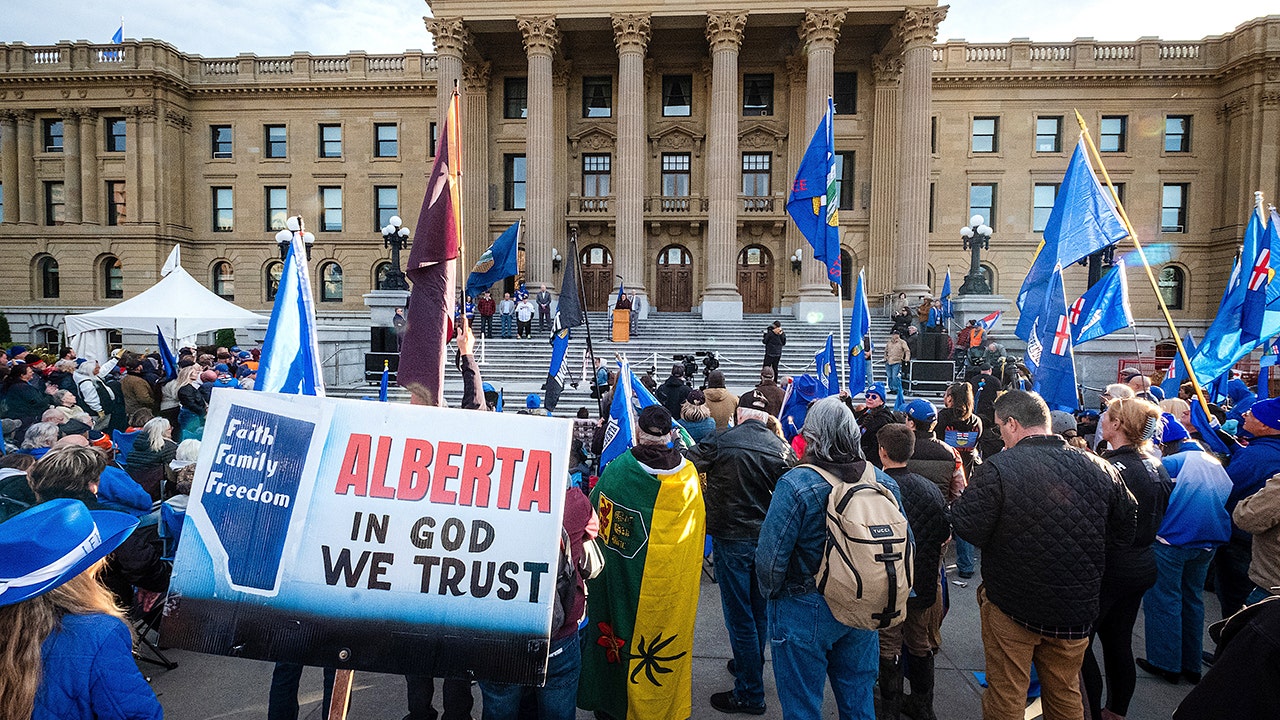 Alberta holds non-binding separation vote as independence fight grips ...
