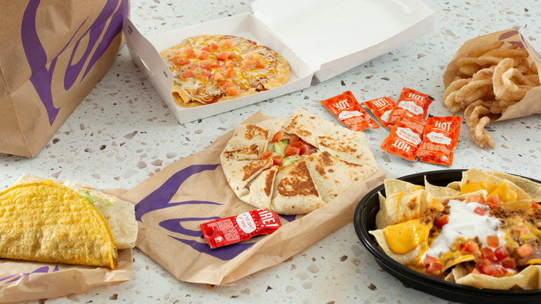 You can make anything at Taco Bell vegetarian. Here's how