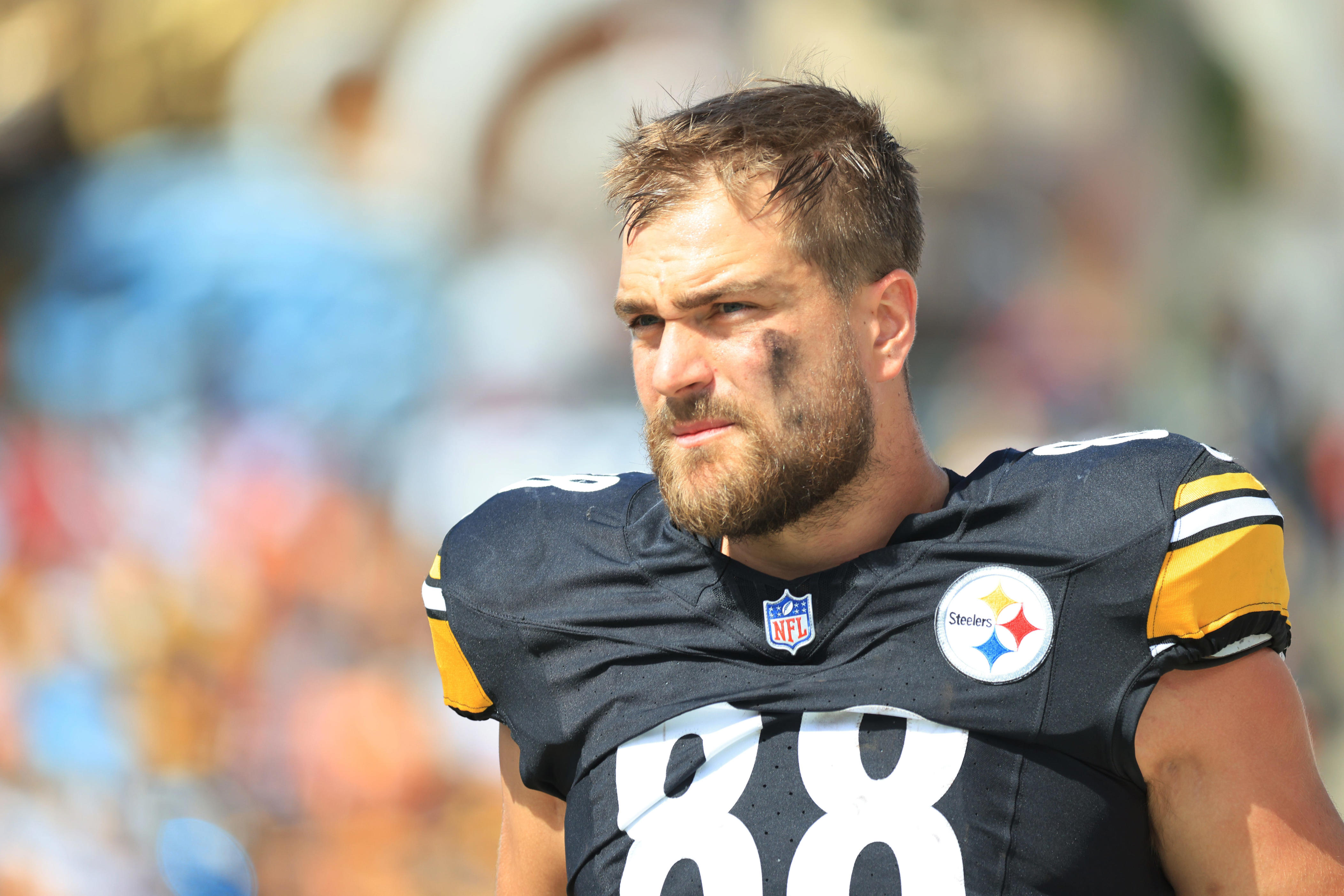 5 worst Steelers offensive PFF grades from Week 6 win over Buccaneers