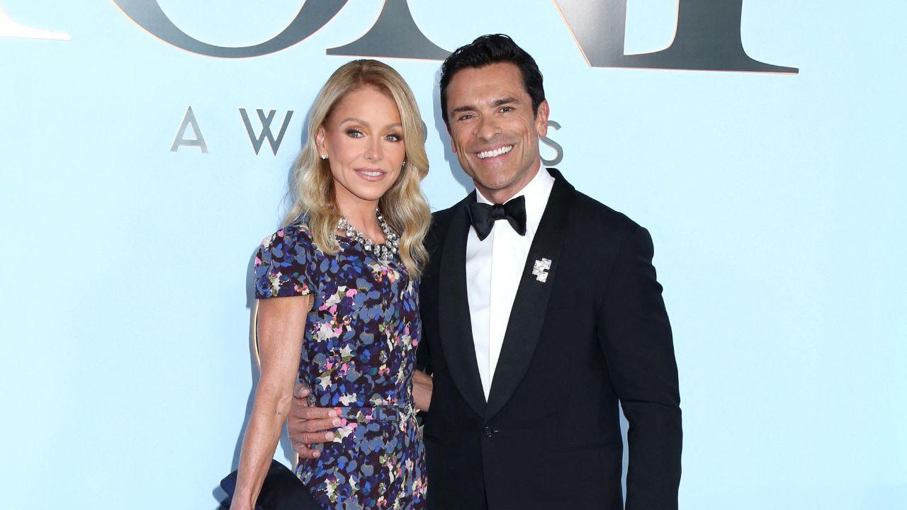 Kelly Ripa and Mark Consuelos delayed from welcoming home new rescue ...