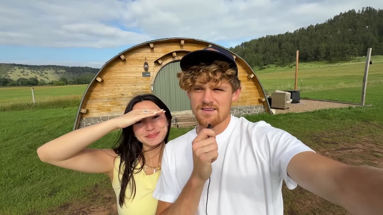 Ryan and Haley visited Mount Rushmore before staying in a hobbit-style ...