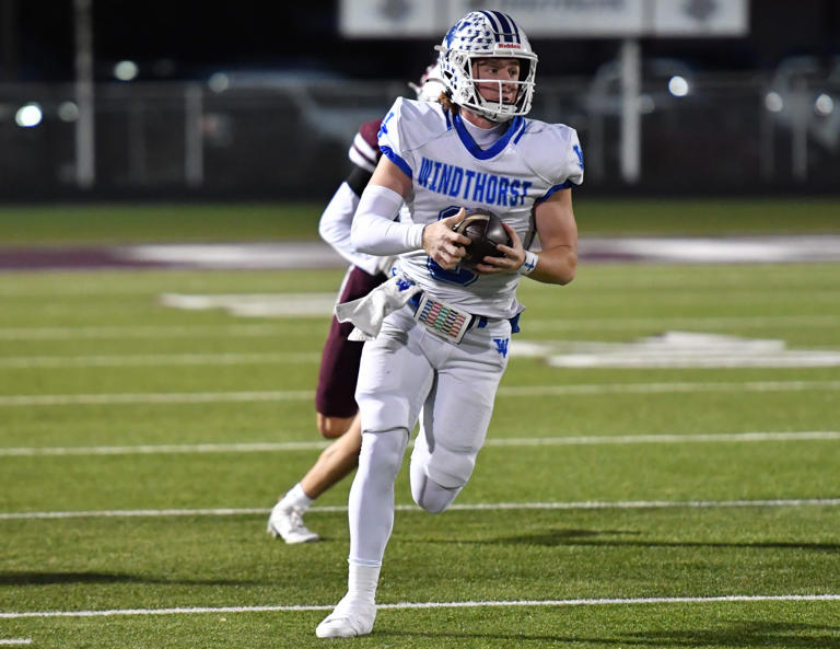 Live | Follow week 9 high school football scores across Texoma