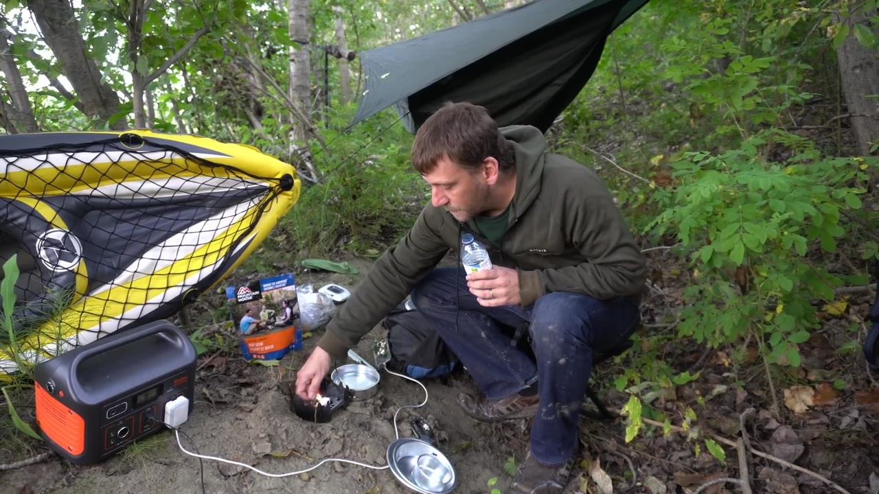 Kayak urban stealth camping on the river