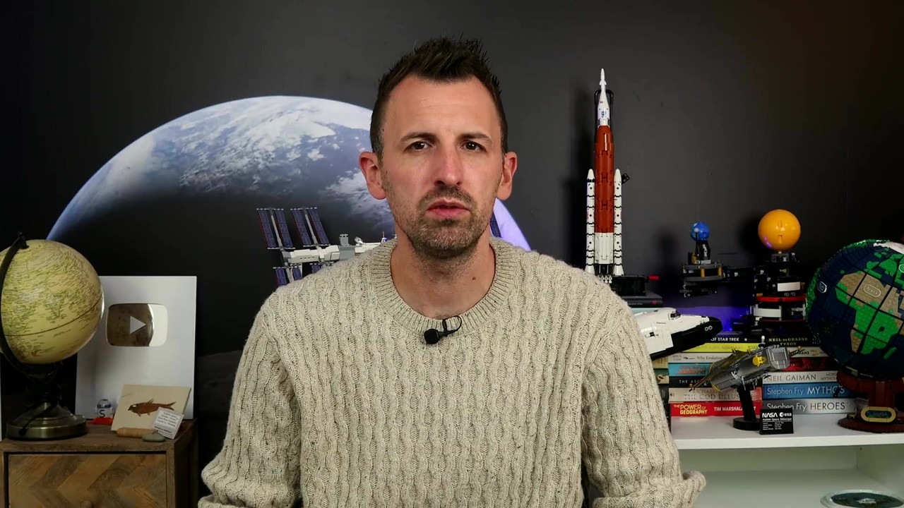 He believed Earth was round for 42 years. Then one blurry star video ...