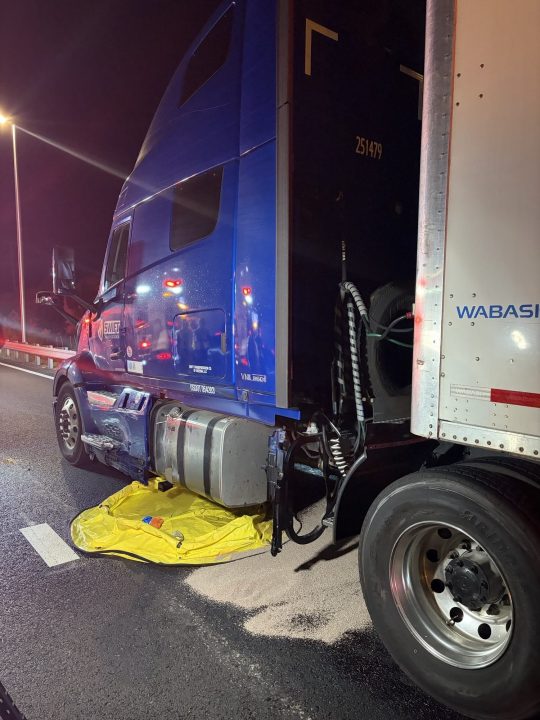 Fuel leak involving tractor-trailer on I-64 under investigation