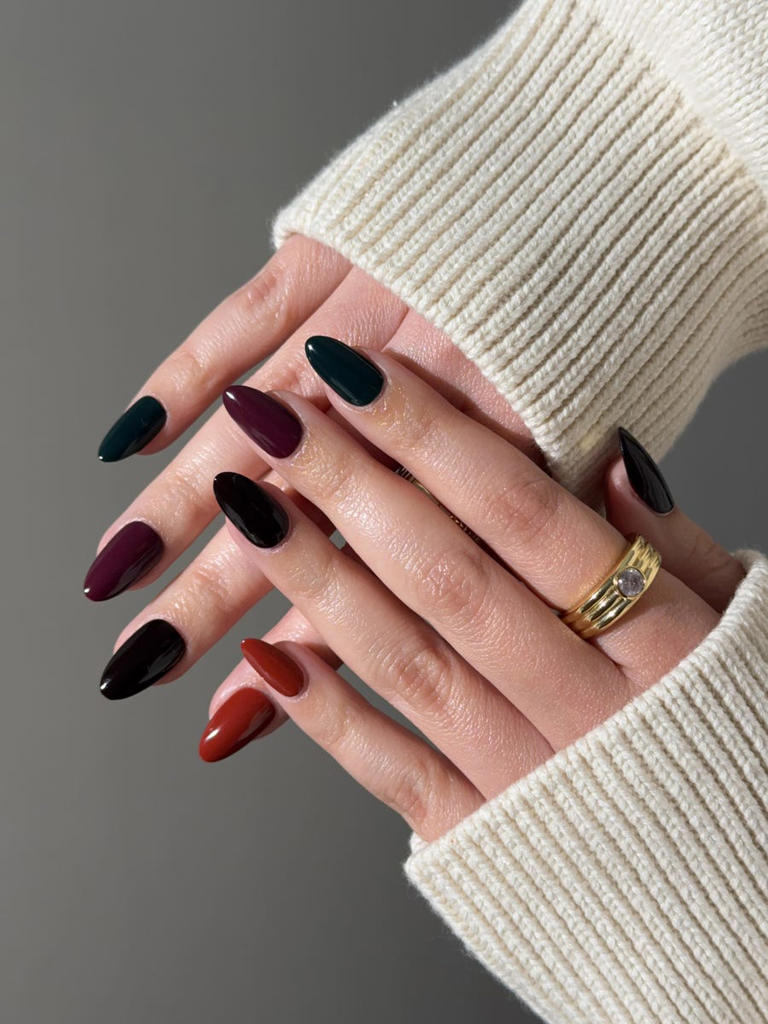These 7 minimalist fall nail ideas put a fresh spin on your classic ...