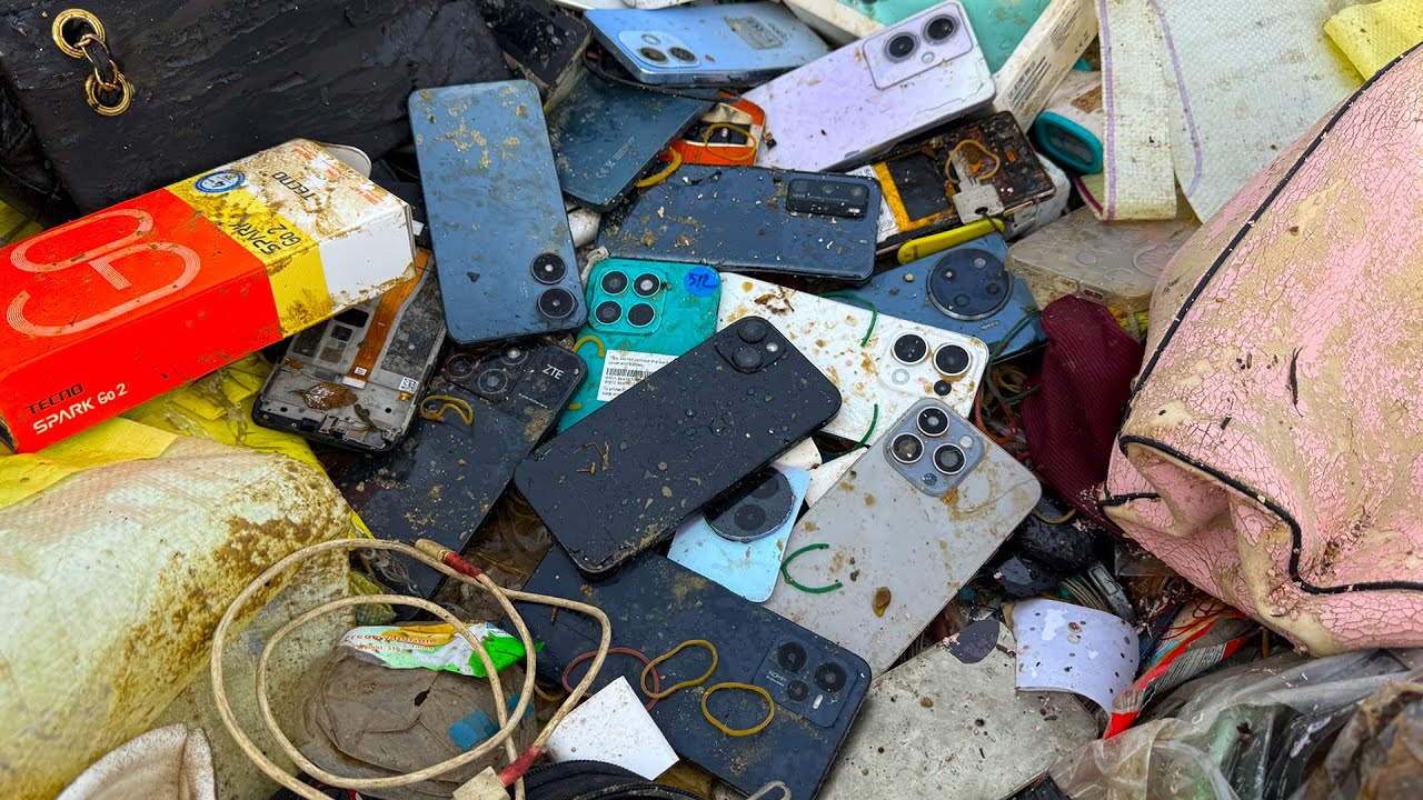 Can I restore this discarded iPhone? 😮