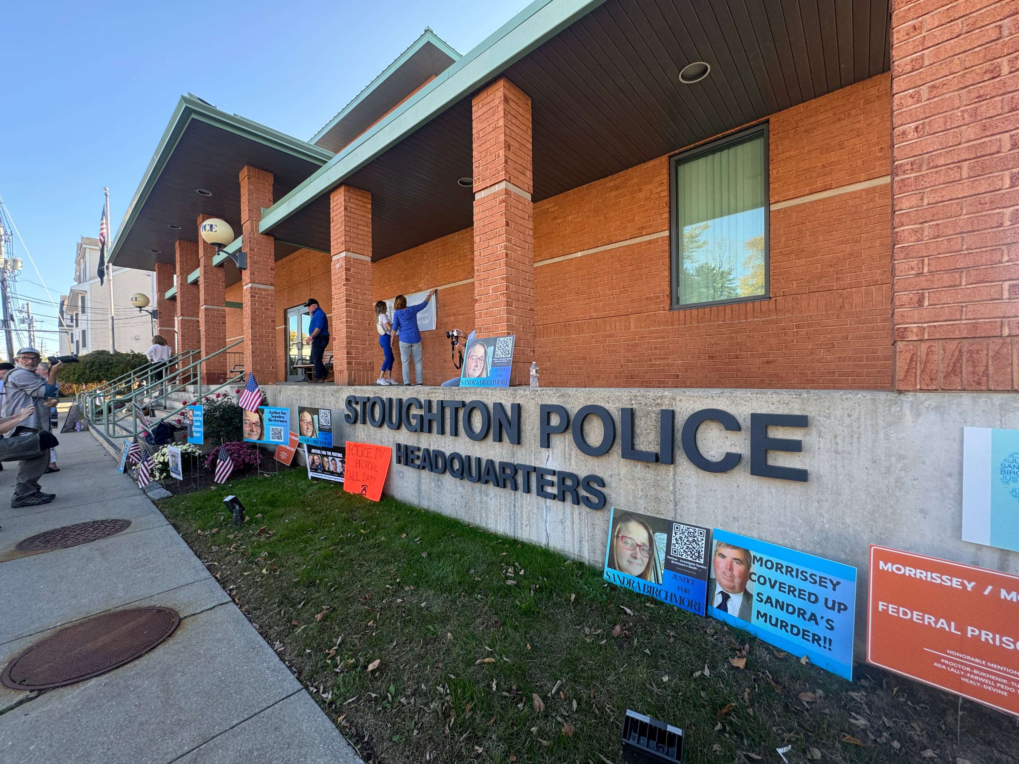 FBI agent details explicit messages in Stoughton officer murder case