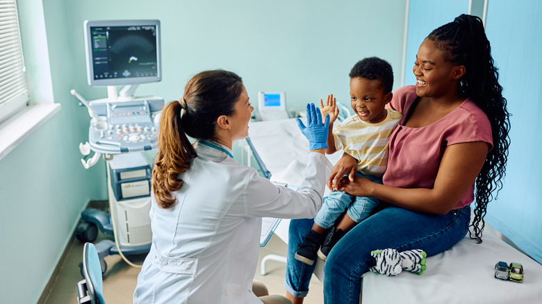 Prepare for a pediatrician visit when you have too many questions