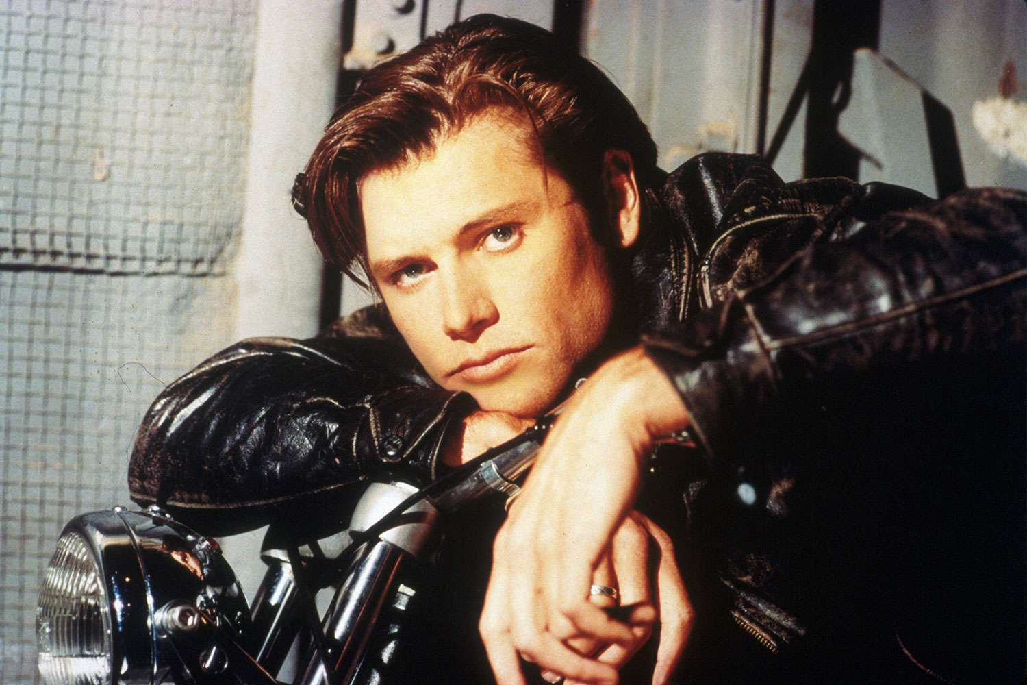 Melrose Place star Grant Show tells 90s Con audience he was once bitten ...