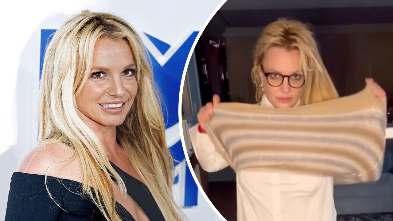 Britney Spears accuses unnamed 'girls' of copying her 'complete image ...