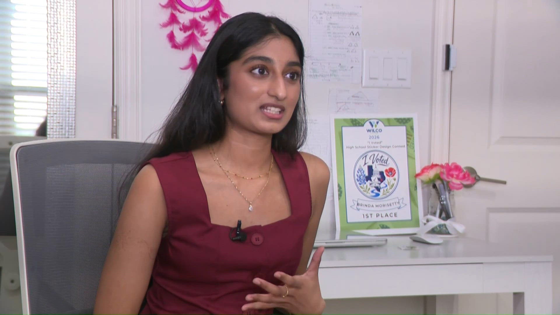 Rouse High School senior designs Williamson County's 'I voted' sticker