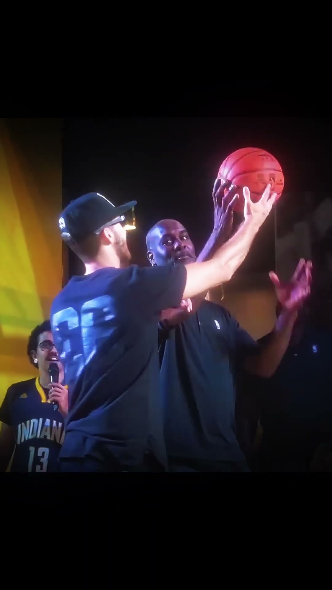 Undercover dunk challenge at NBA House!