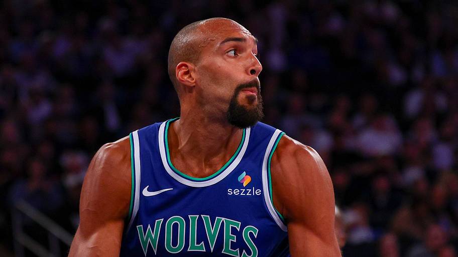 Timberwolves' opening schedule will test their physicality