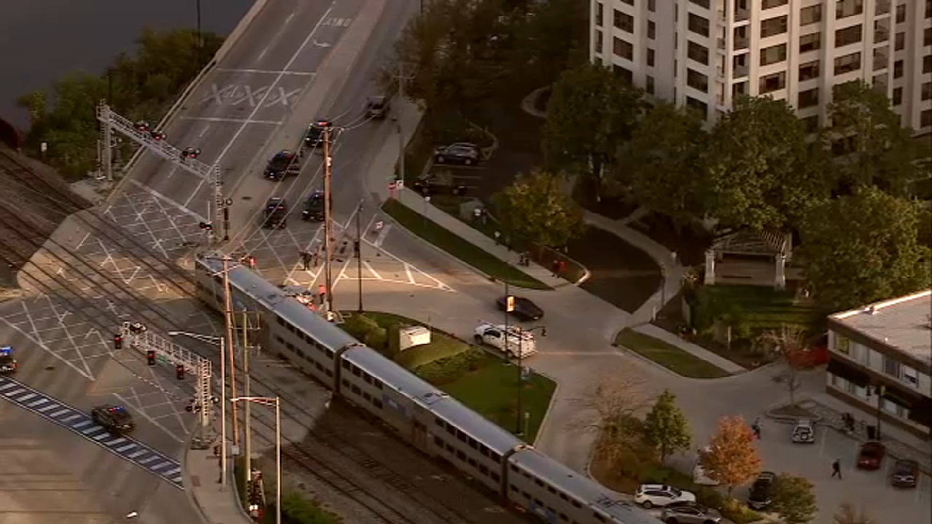 UPNW trains delayed due to crash in Des Plaines, Metra says