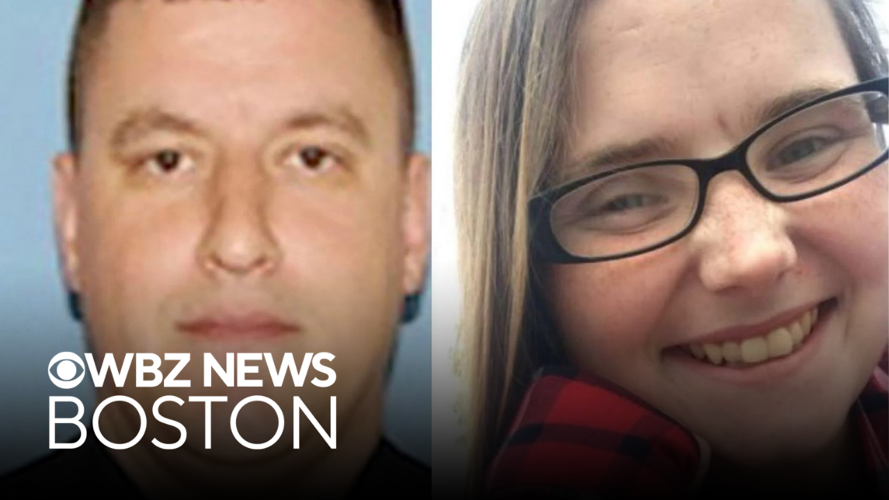 Text messages between Matthew Farwell and Sandra Birchmore read during ...