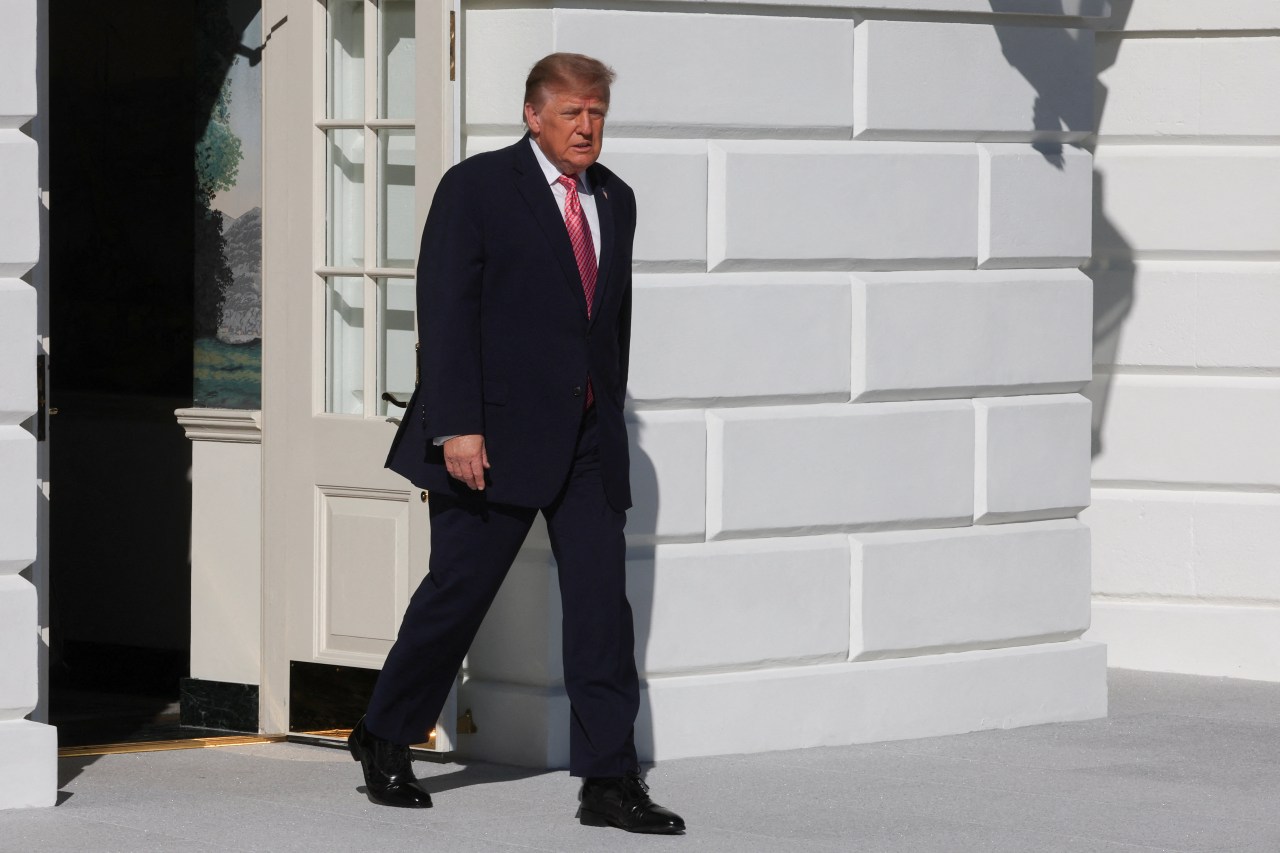 Trump says he would be open to meeting with Putin and Xi